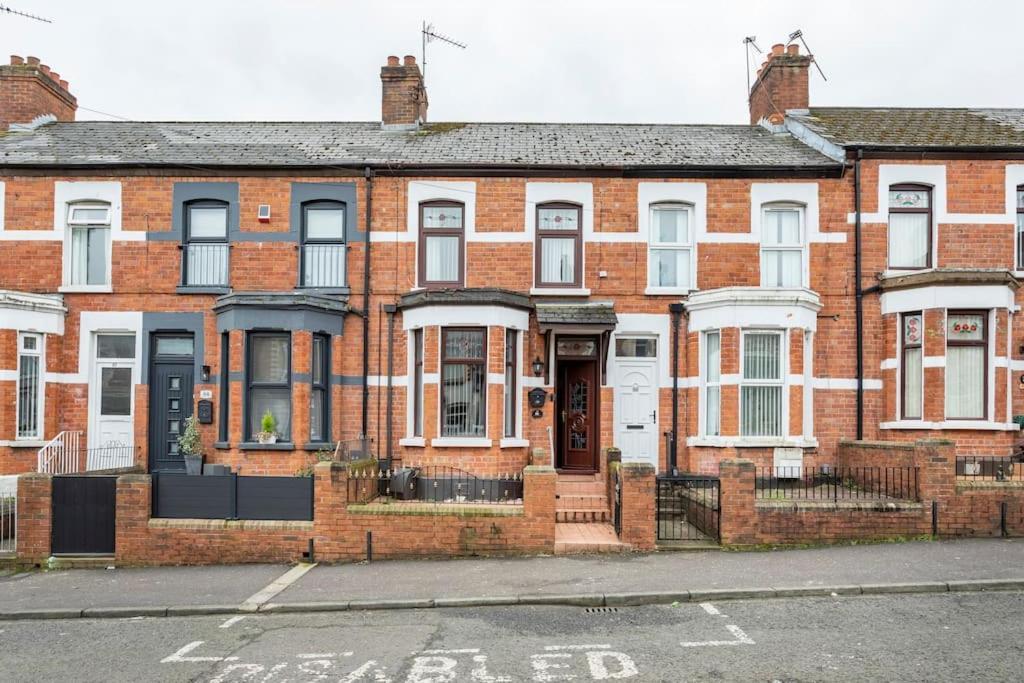 Central Belfast Town House Exterior photo